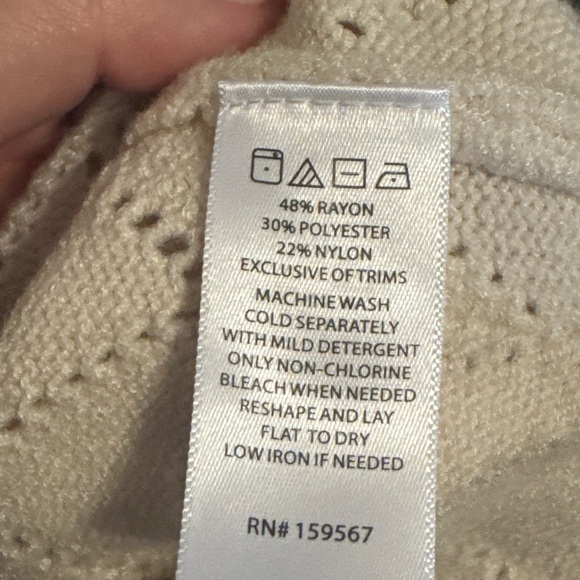 Willow & Wind Floral Embroidered Cardigan - Picture 5 of 5